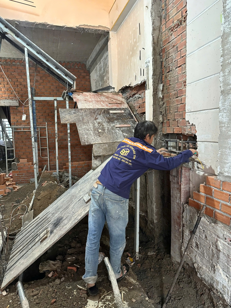 Bảo Tín thi công cải tạo cầu thang